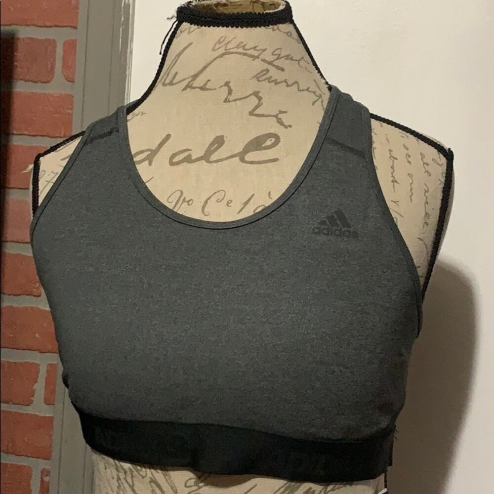 NWT ADIDAS SPORTS BRA MEDIUM SUPPORT‎ SIZE XL
